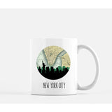 New York New York city skyline with vintage New York map - Mug | 11 oz - City Map Skyline