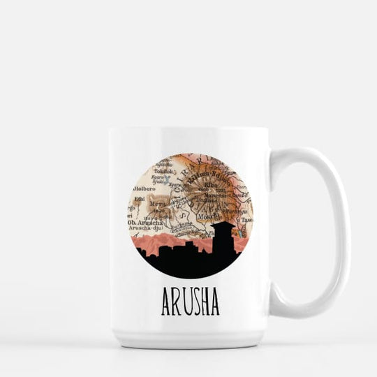 Arusha Tanzania city skyline with vintage Arusha map - Mug | 15 oz - City Map Skyline