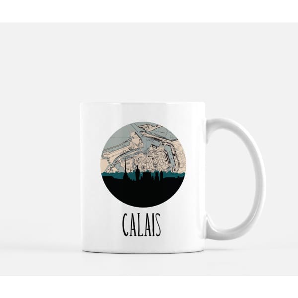 Calais France city skyline with vintage Calais map - Mug | 11 oz - City Map Skyline