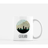 Cleveland Ohio city skyline with vintage Cleveland map - Mug | 11 oz - City Map Skyline