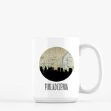 Philadelphia Pennsylvania city skyline with vintage Philadelphia map - Mug | 15 oz - City Map Skyline