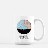 Sarasota Florida city skyline with vintage Sarasota map - Mug | 15 oz - City Map Skyline